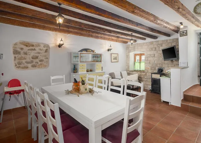 Ferienhaus 4 Bedroom Amazing In *