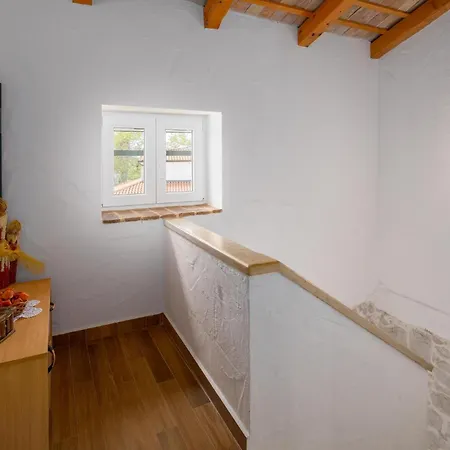 4 Bedroom Amazing In Holiday home *